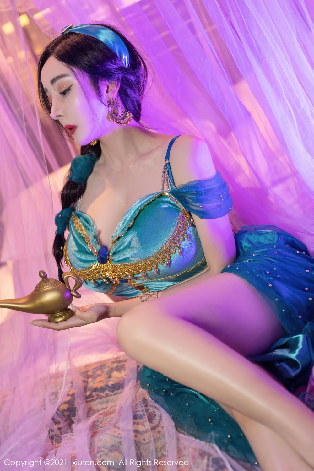 《秀人网 允薾(Yun Er) 波涛胸涌写真 No.4243》第15张,模特允薾(Yun Er),秀人网,波涛胸涌主题,全套62张
