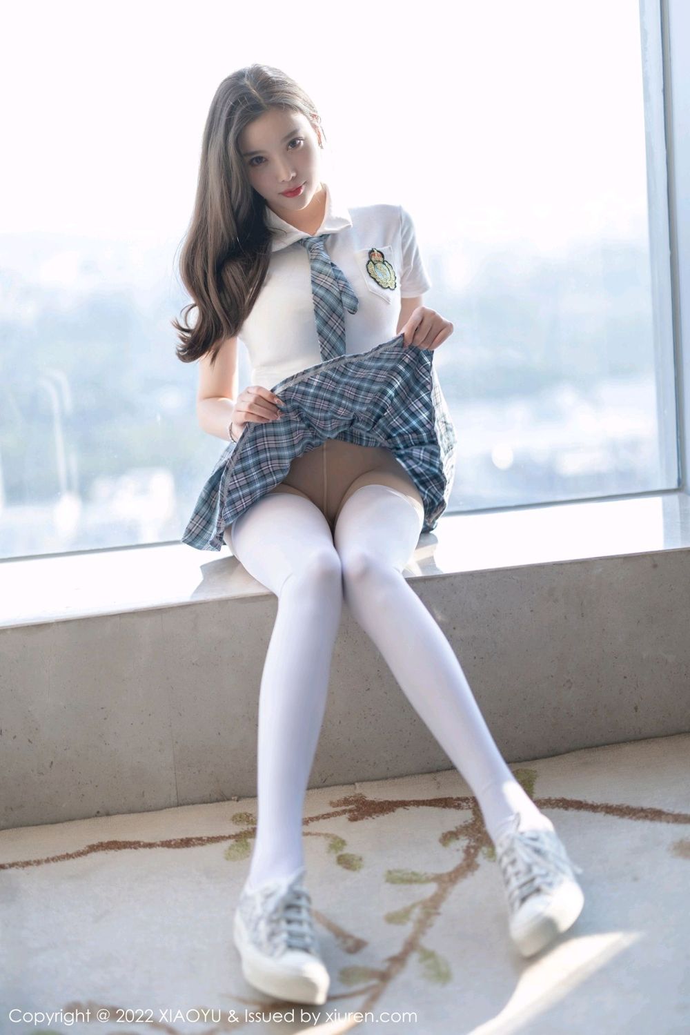 《语画界 杨晨晨 制服写真 VOL.692》第40张，模特杨晨晨，语画界，制服主题，全套100张