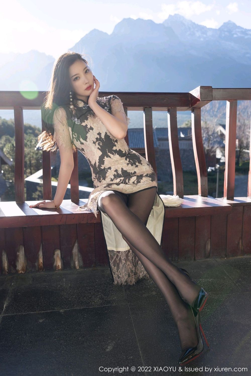《语画界 杨晨晨 制服写真 VOL.697》第23张,模特杨晨晨,语画界,制服主题,全套84张