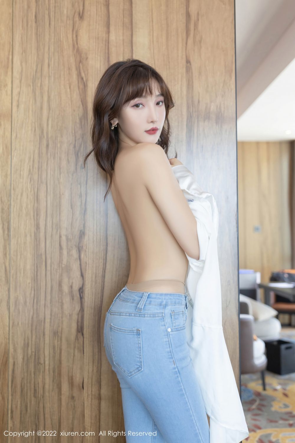 《秀人网 陆萱萱(Lu Xuan Xuan) 性感写真 No.4425》第42张，模特陆萱萱(Lu Xuan Xuan)，秀人网，性感主题，全套89张