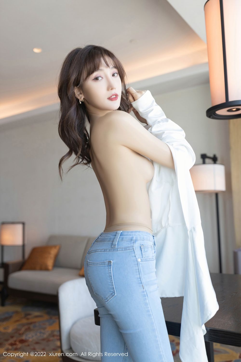 《秀人网 陆萱萱(Lu Xuan Xuan) 性感写真 No.4425》第87张，模特陆萱萱(Lu Xuan Xuan)，秀人网，性感主题，全套89张