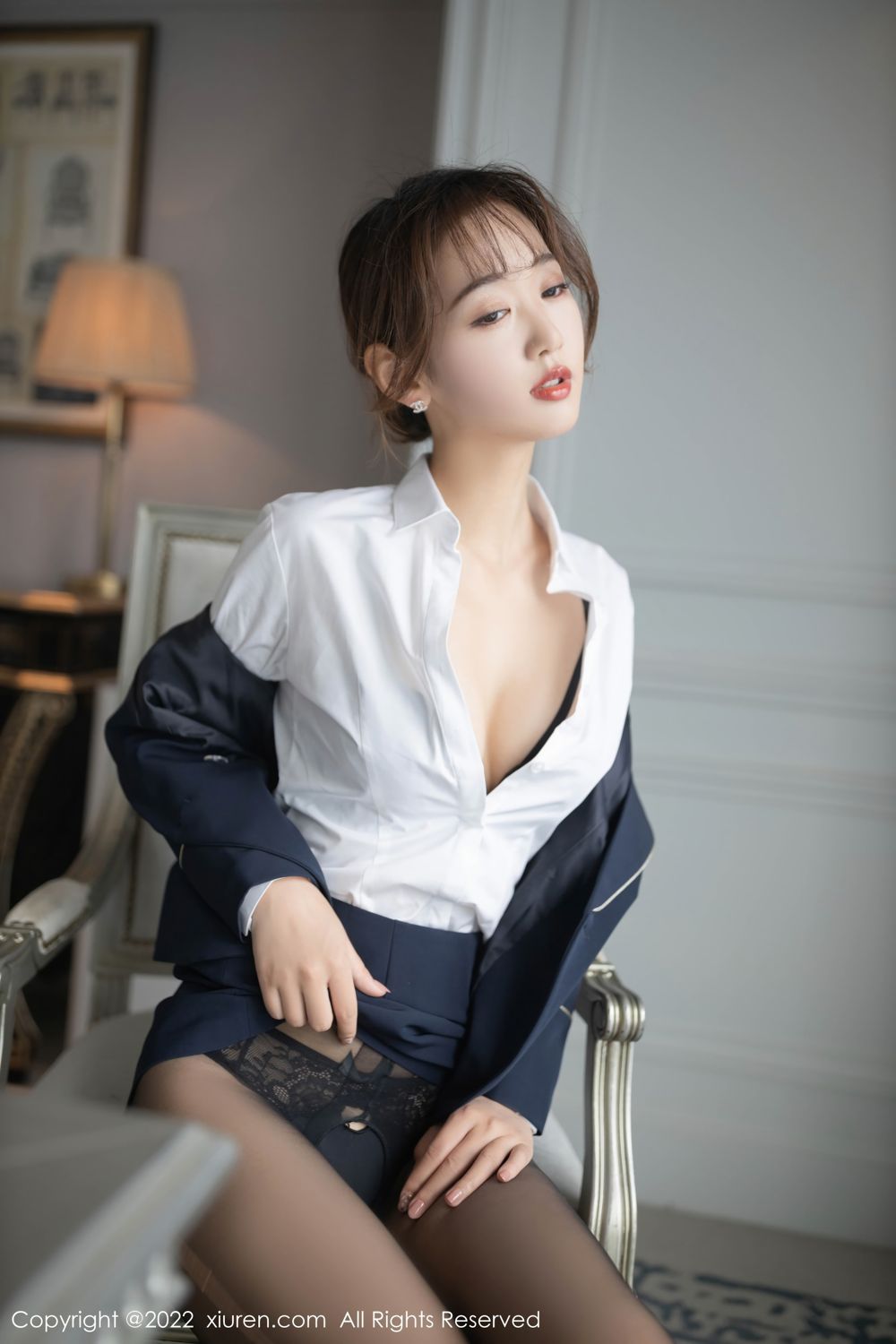 《秀人网 唐安琪 黑丝写真 No.4445》第15张，模特唐安琪，秀人网，黑丝主题，全套89张