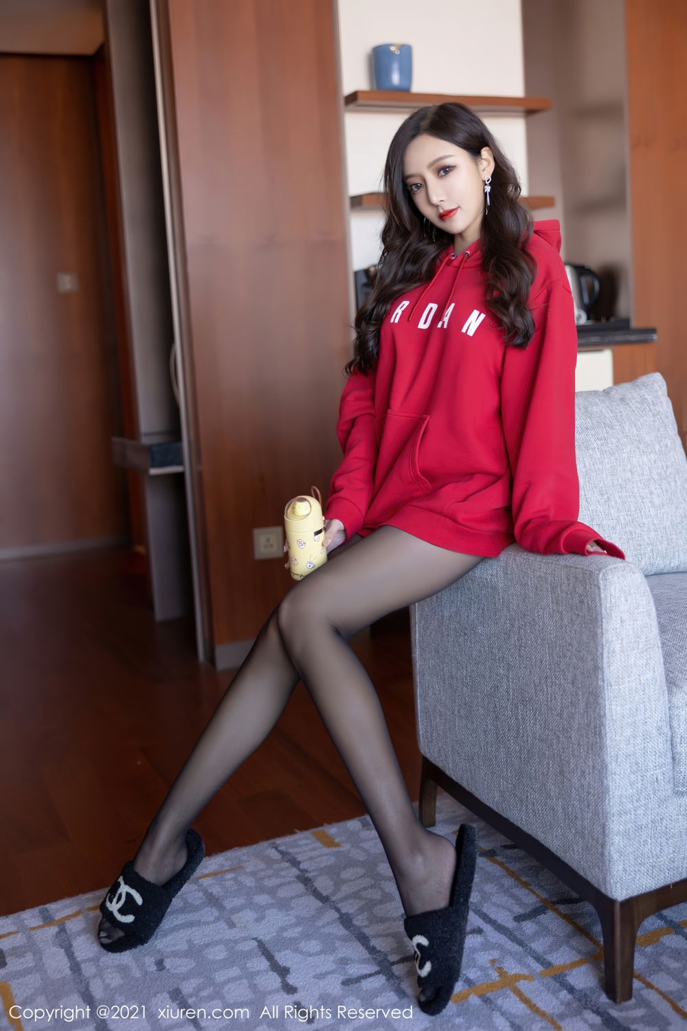 《秀人网 王馨瑶(Yanni) 黑丝写真 No.4356》第1张,模特王馨瑶(Yanni),秀人网,黑丝主题,全套82张