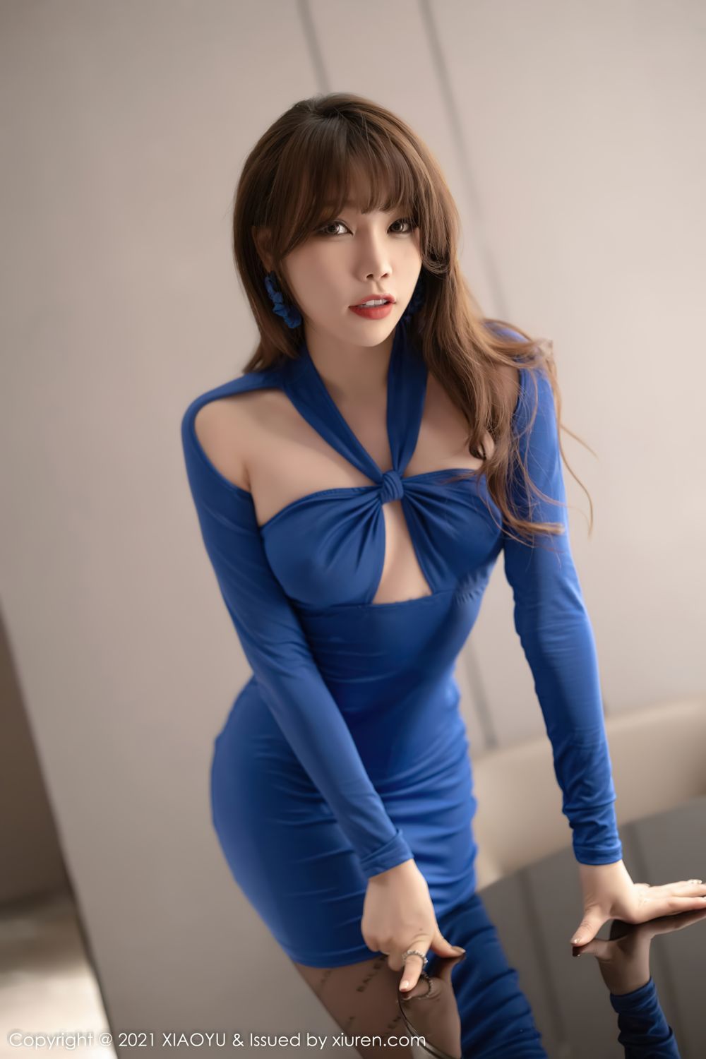 《语画界 芝芝Booty 制服写真 VOL.669》第32张,模特芝芝Booty,语画界,制服主题,全套80张