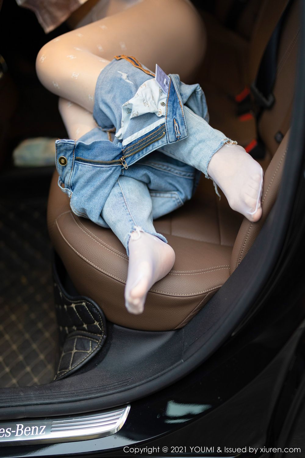 《尤蜜荟 朱可(barbie可儿) 制服写真 VOL.725》第33张,模特朱可(barbie可儿),尤蜜荟,制服主题,全套74张