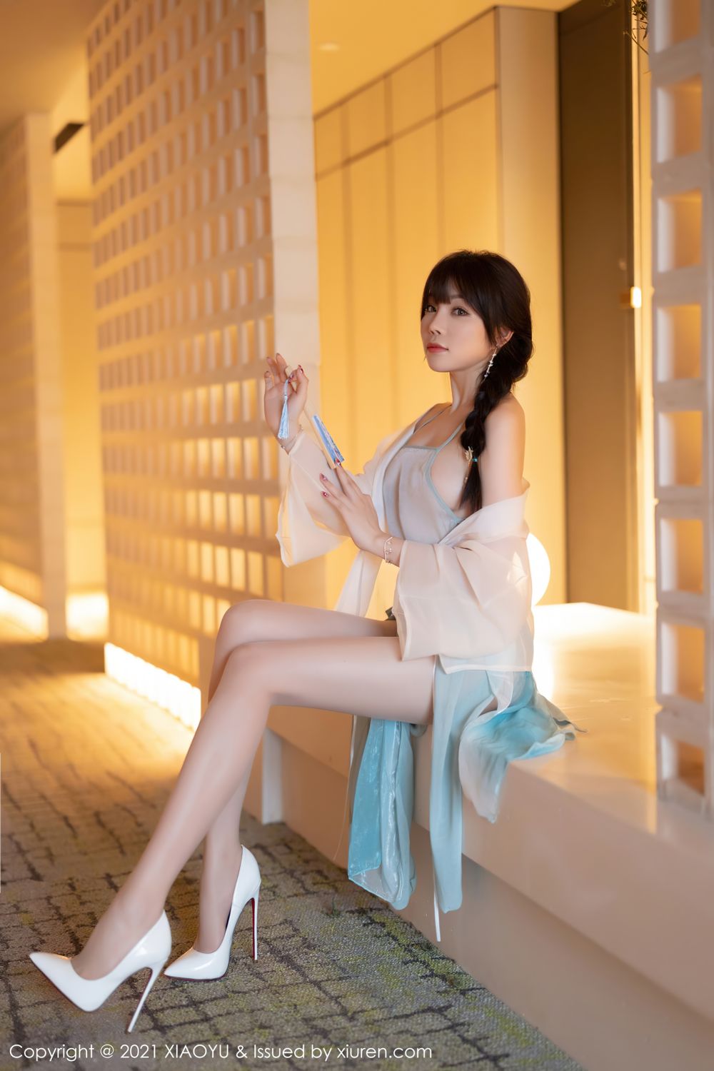《语画界 熊佳 制服写真 VOL.679》第7张,模特熊佳,语画界,制服主题,全套95张
