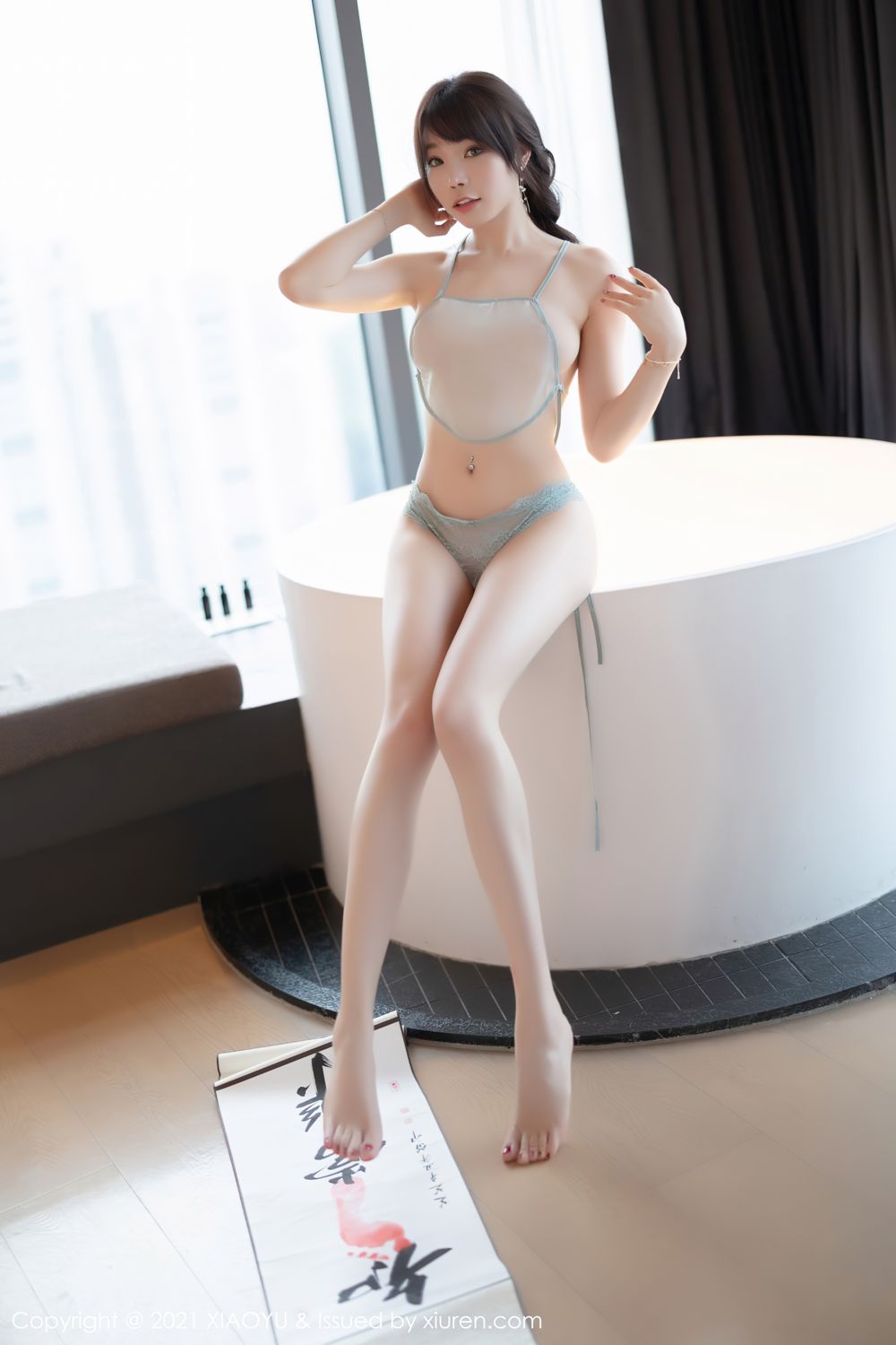 《语画界 熊佳 制服写真 VOL.679》第82张,模特熊佳,语画界,制服主题,全套95张