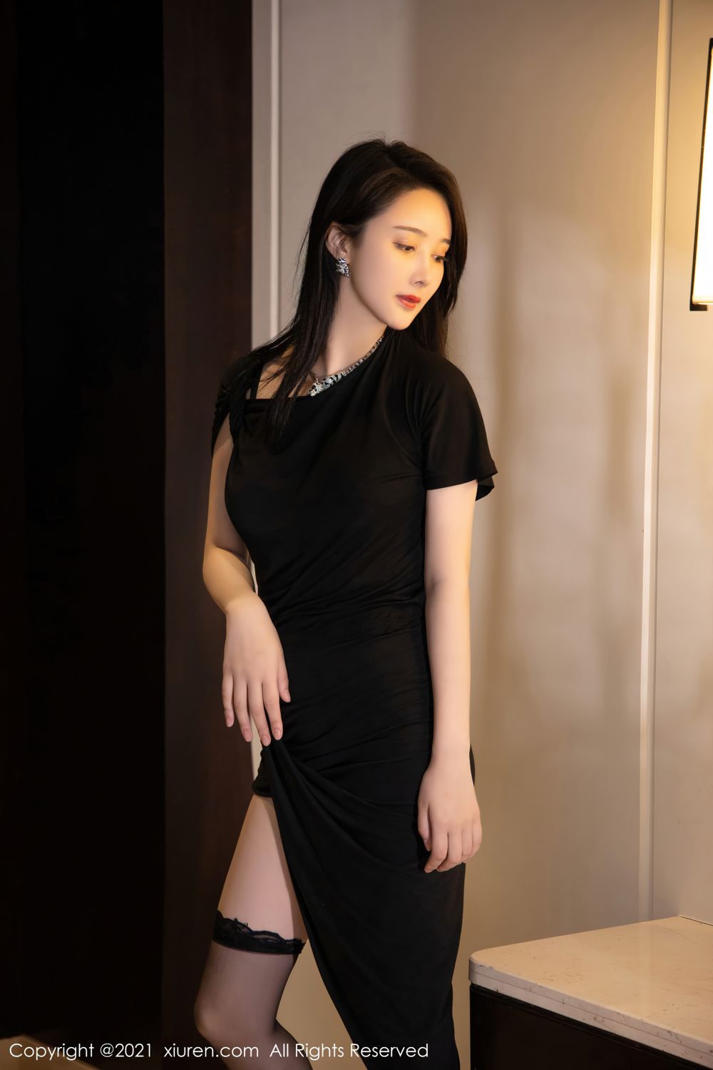 《秀人网 Summer宝宝 黑丝写真 No.4400》第22张,模特Summer宝宝,秀人网,黑丝主题,全套60张