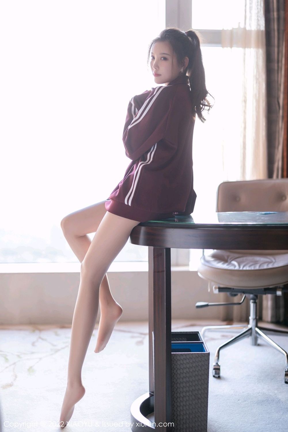 《语画界 杨晨晨 制服写真 VOL.714》第19张,模特杨晨晨,语画界,制服主题,全套100张