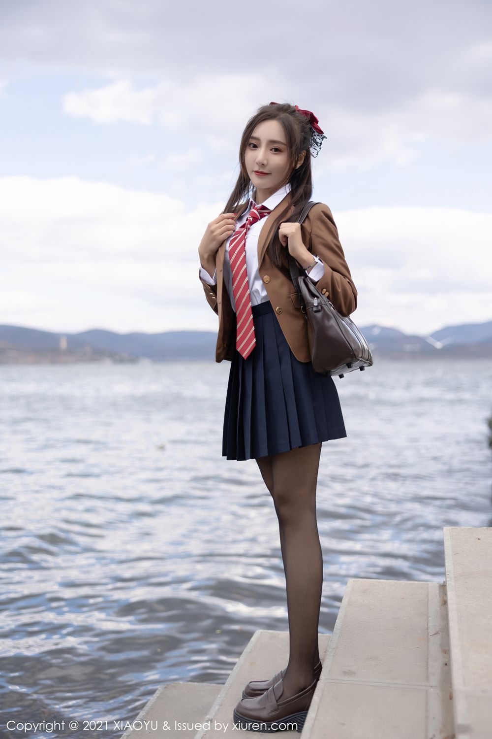 《语画界 王馨瑶(Yanni) 制服写真 VOL.685》第6张，模特王馨瑶(Yanni)，语画界，制服主题，全套80张