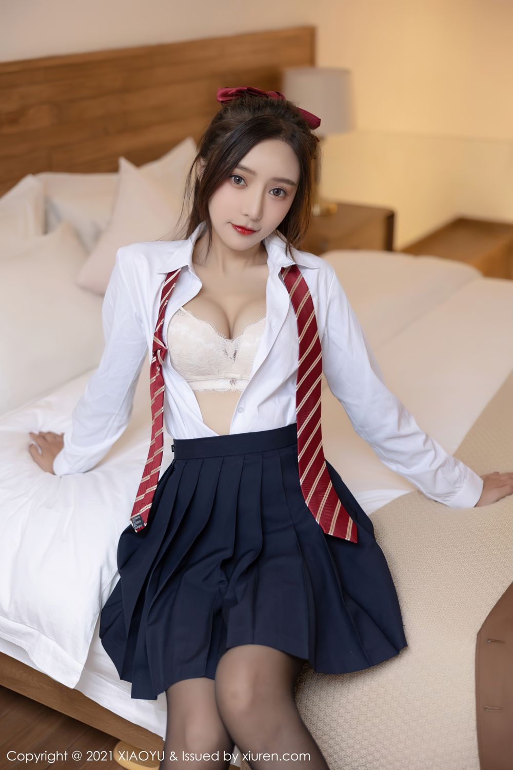 《语画界 王馨瑶(Yanni) 制服写真 VOL.685》第34张，模特王馨瑶(Yanni)，语画界，制服主题，全套80张
