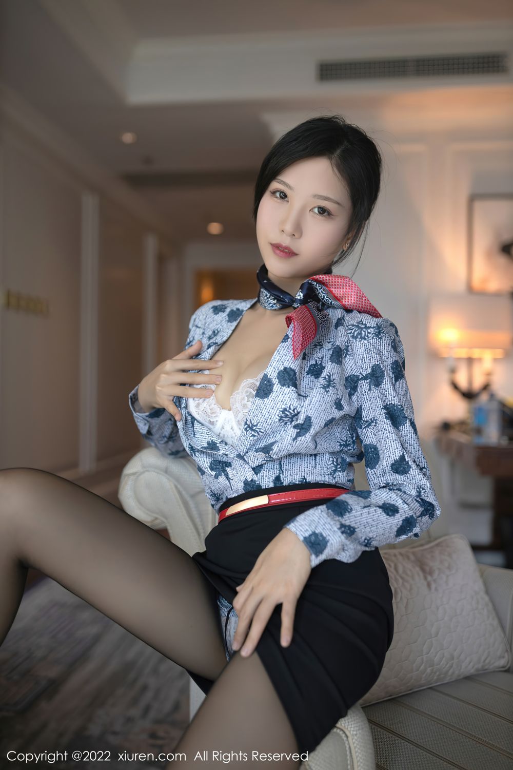 《秀人网 陈若依(抖娘利世) 黑丝写真 No.4430》第25张,模特陈若依(抖娘利世),秀人网,黑丝主题,全套79张