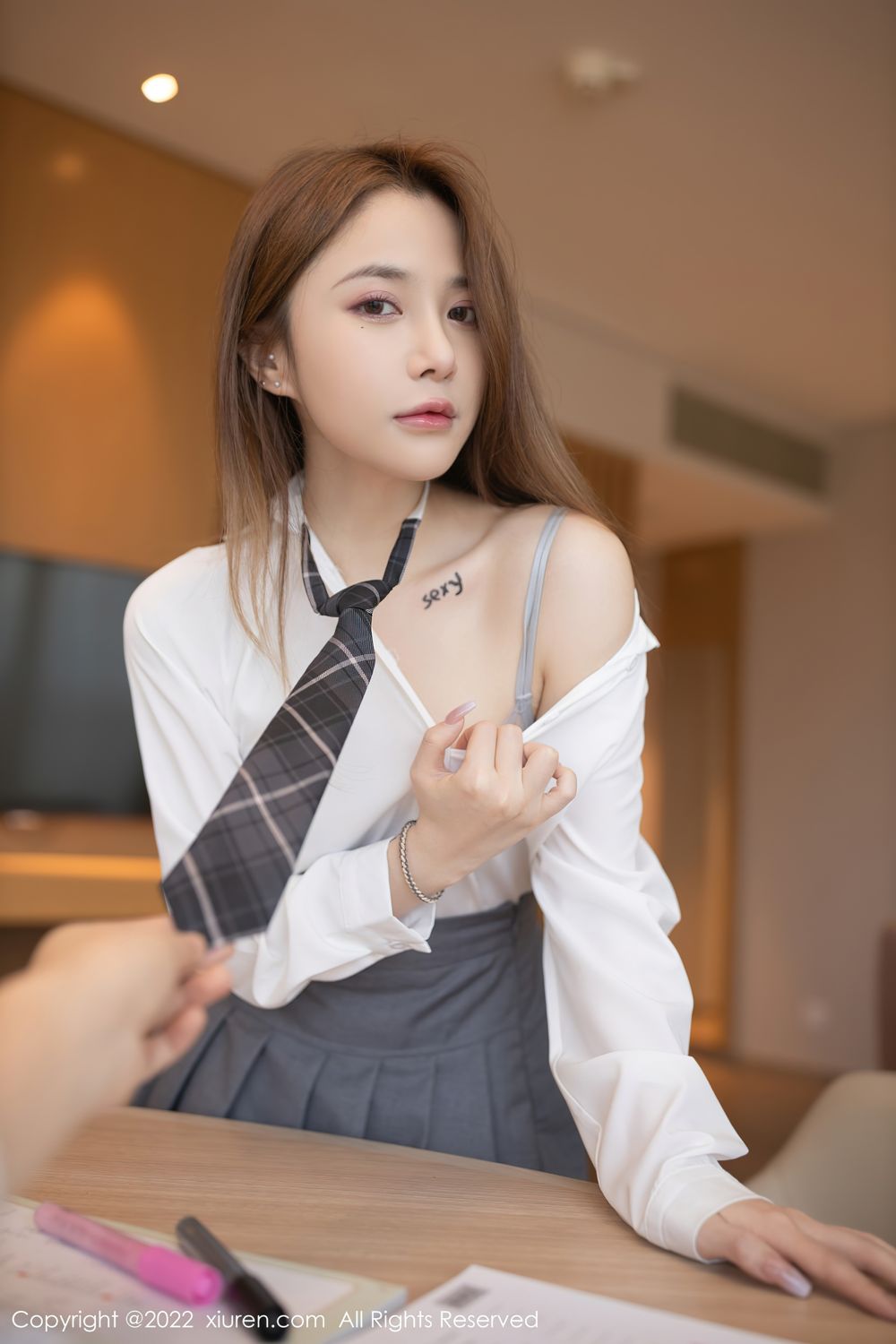 《秀人网 鱼子酱fish(Yu Zi Jiang Fish) 黑丝写真 No.4436》第21张,模特鱼子酱fish(Yu Zi Jiang Fish),秀人网,黑丝主题,全套73张