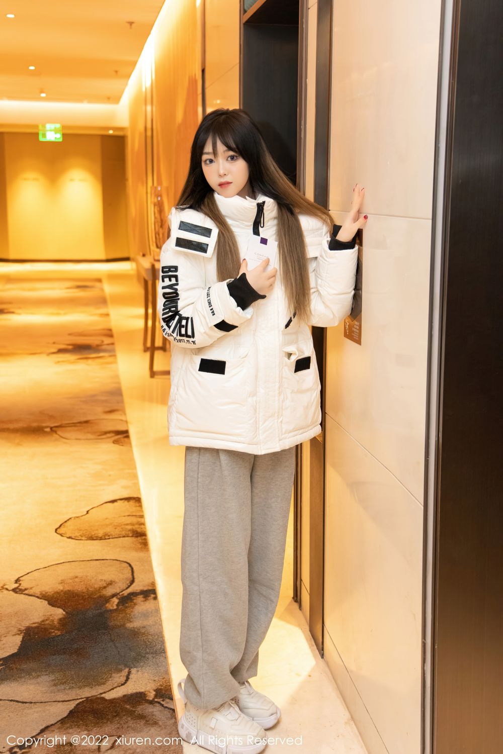 《秀人网 小奶瓶呜呜(Xiao Nai Ping Wu Wu) 内衣写真 No.4470》第1张,模特小奶瓶呜呜(Xiao Nai Ping Wu Wu),秀人网,内衣主题,全套78张