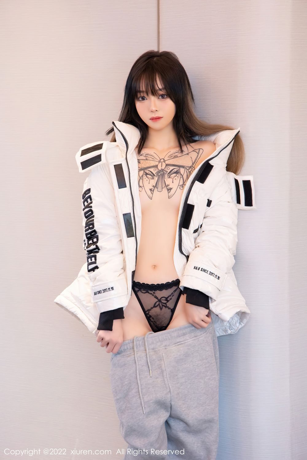 《秀人网 小奶瓶呜呜(Xiao Nai Ping Wu Wu) 内衣写真 No.4470》第14张,模特小奶瓶呜呜(Xiao Nai Ping Wu Wu),秀人网,内衣主题,全套78张