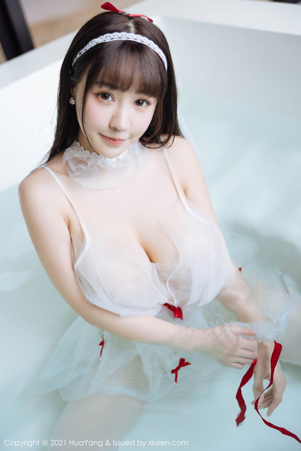 《花漾 朱可(barbie可儿) 制服写真 VOL.477》第38张,模特朱可(barbie可儿),花漾,制服主题,全套52张