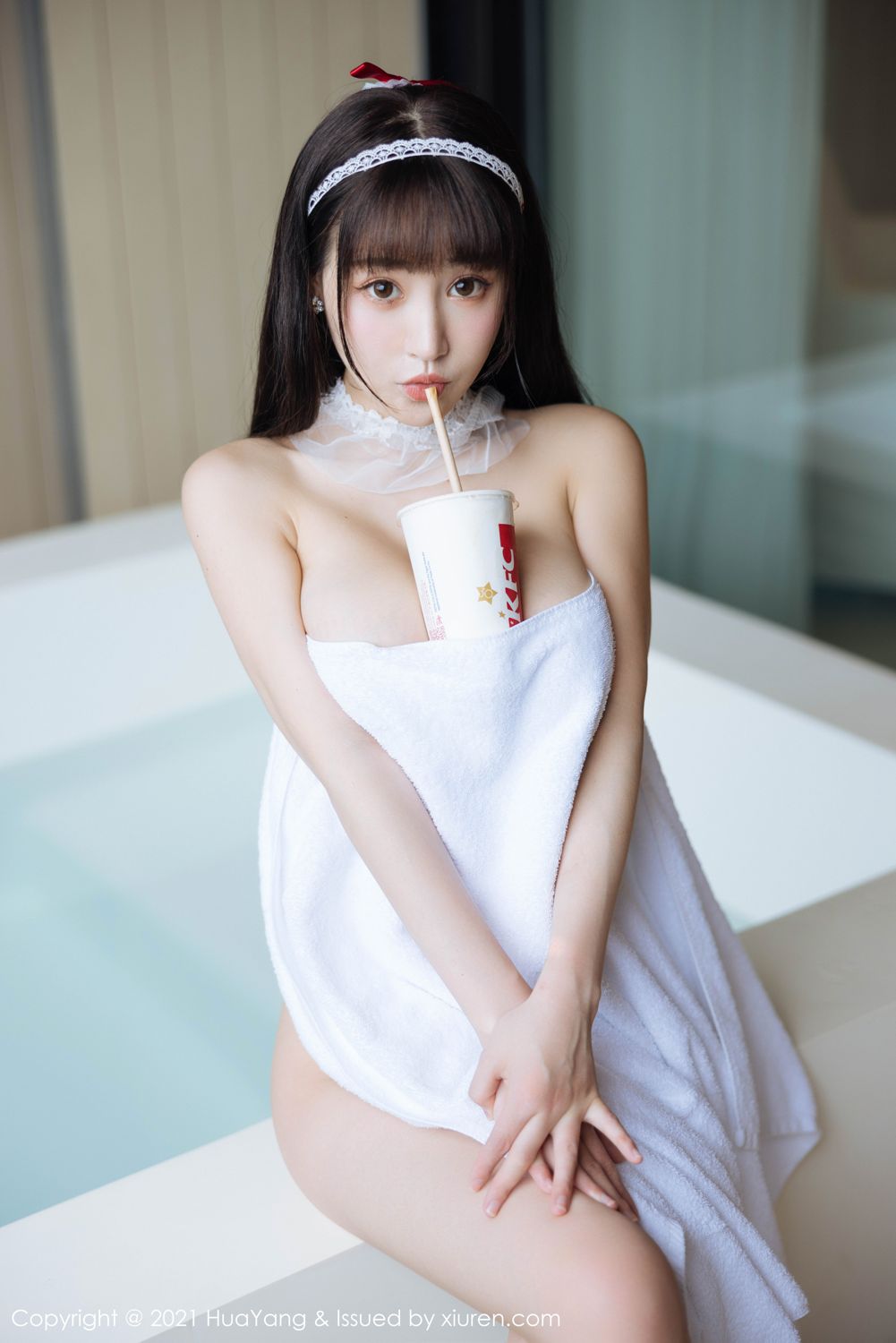 《花漾 朱可(barbie可儿) 制服写真 VOL.477》第48张,模特朱可(barbie可儿),花漾,制服主题,全套52张