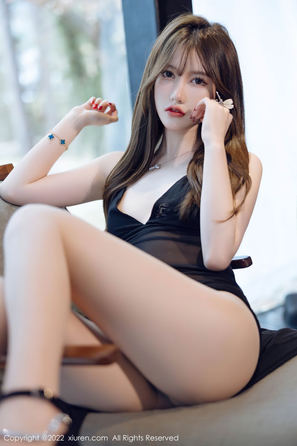 《秀人网 美桃酱(Mei Tao Jiang) 内衣写真 No.4460》第19张,模特美桃酱(Mei Tao Jiang),秀人网,内衣主题,全套57张