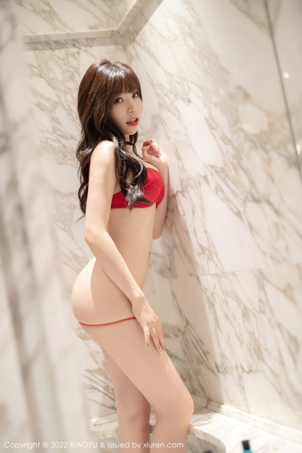 《语画界 芝芝Booty 制服写真 VOL.693》第86张,模特芝芝Booty,语画界,制服主题,全套86张