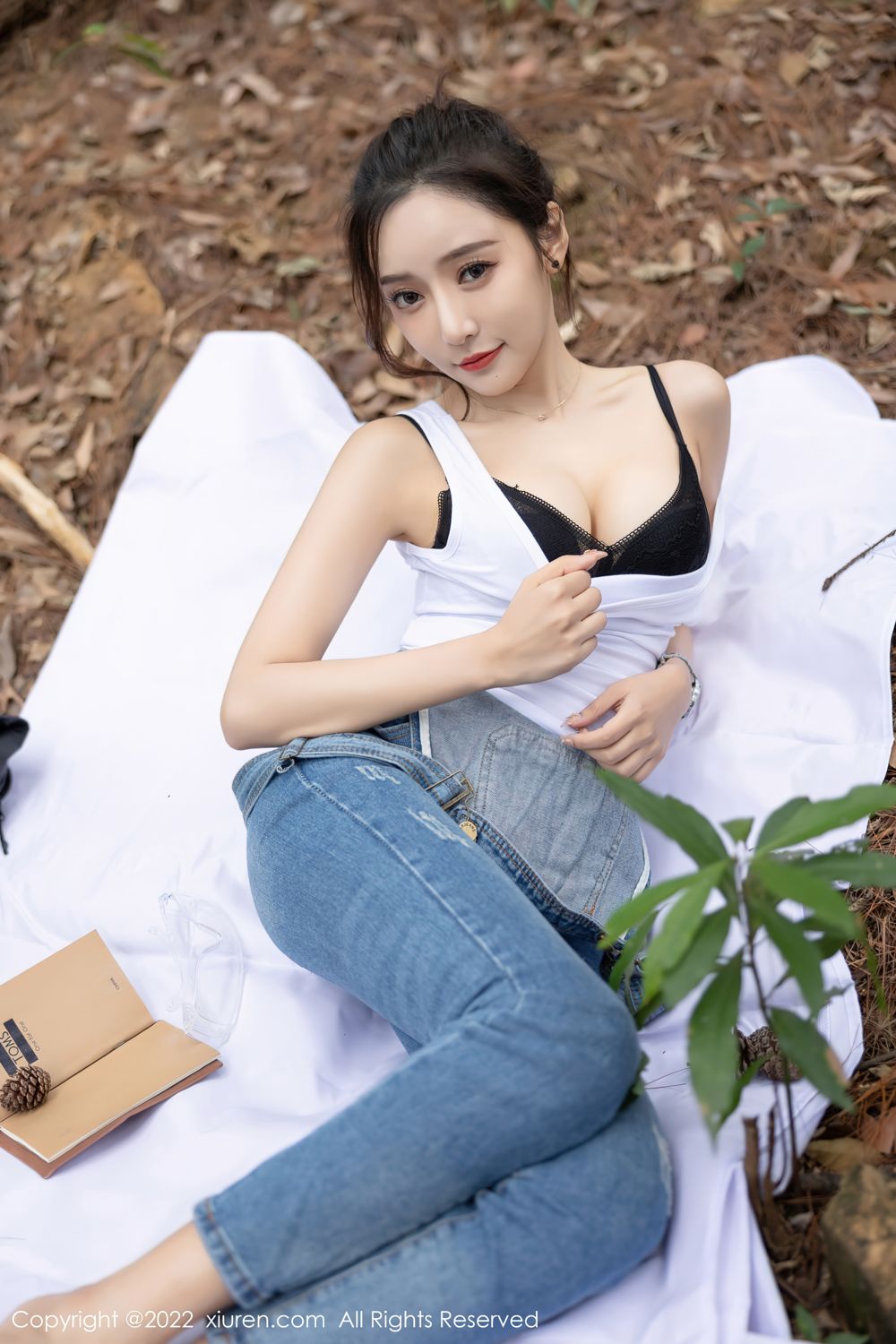 《秀人网 王馨瑶(Yanni) 内衣写真 No.4465》第34张，模特王馨瑶(Yanni)，秀人网，内衣主题，全套63张