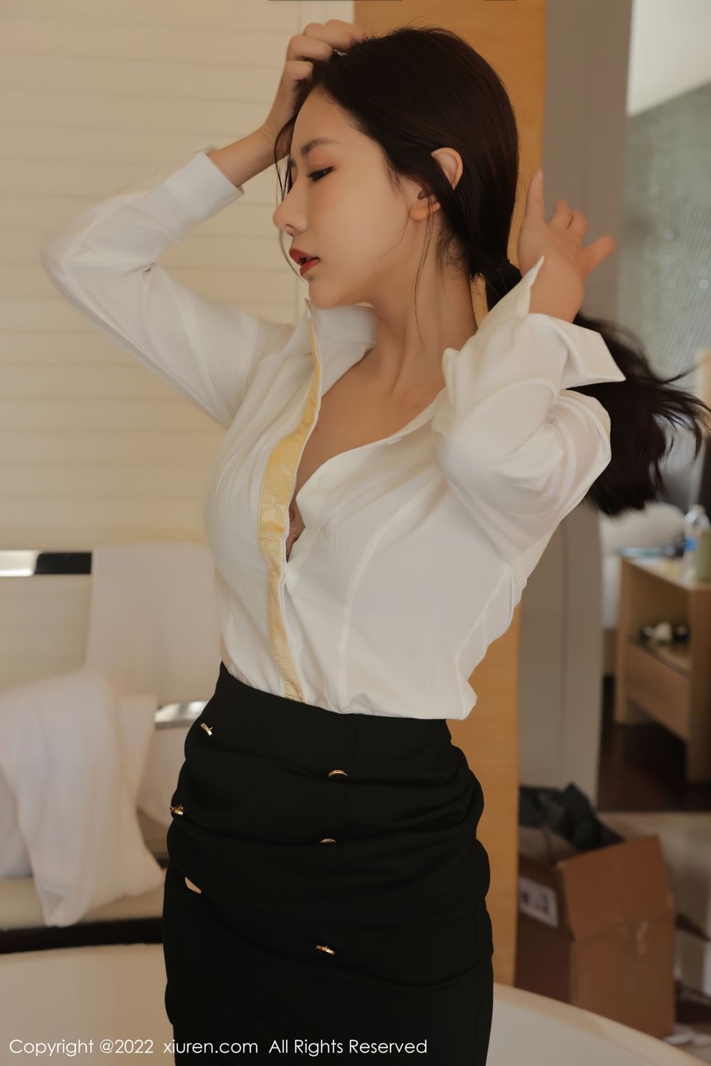 《秀人网 尹甜甜(Yi Tian Tian) 黑丝写真 No.4472》第45张,模特尹甜甜(Yi Tian Tian),秀人网,黑丝主题,全套82张