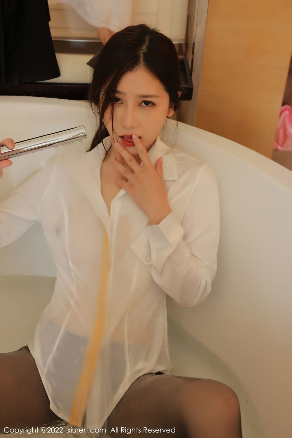 《秀人网 尹甜甜(Yi Tian Tian) 黑丝写真 No.4472》第58张,模特尹甜甜(Yi Tian Tian),秀人网,黑丝主题,全套82张