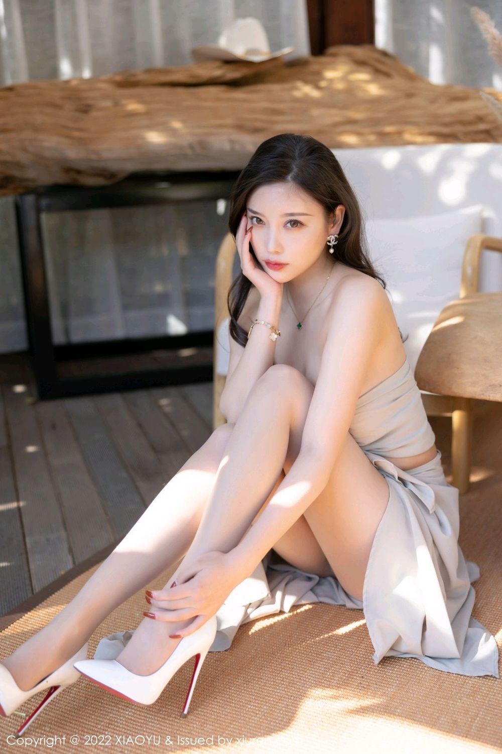 《秀人网 杨晨晨 性感写真 No.4627》第24张,模特杨晨晨,秀人网,性感主题,全套99张
