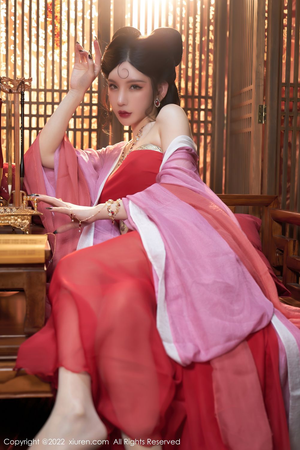 《秀人网 周于希dummy(Dummy Zhou) 性感写真 No.4575》第24张,模特周于希dummy(Dummy Zhou),秀人网,性感主题,全套72张