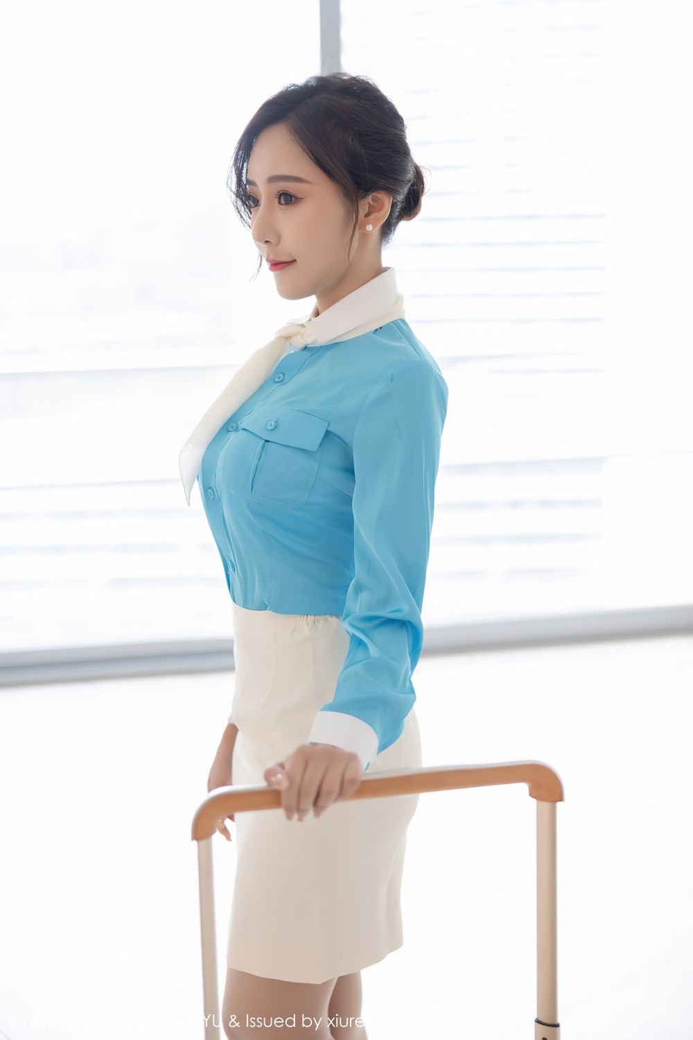 《语画界 王馨瑶(Yanni) 制服写真 VOL.710》第3张,模特王馨瑶(Yanni),语画界,制服主题,全套71张