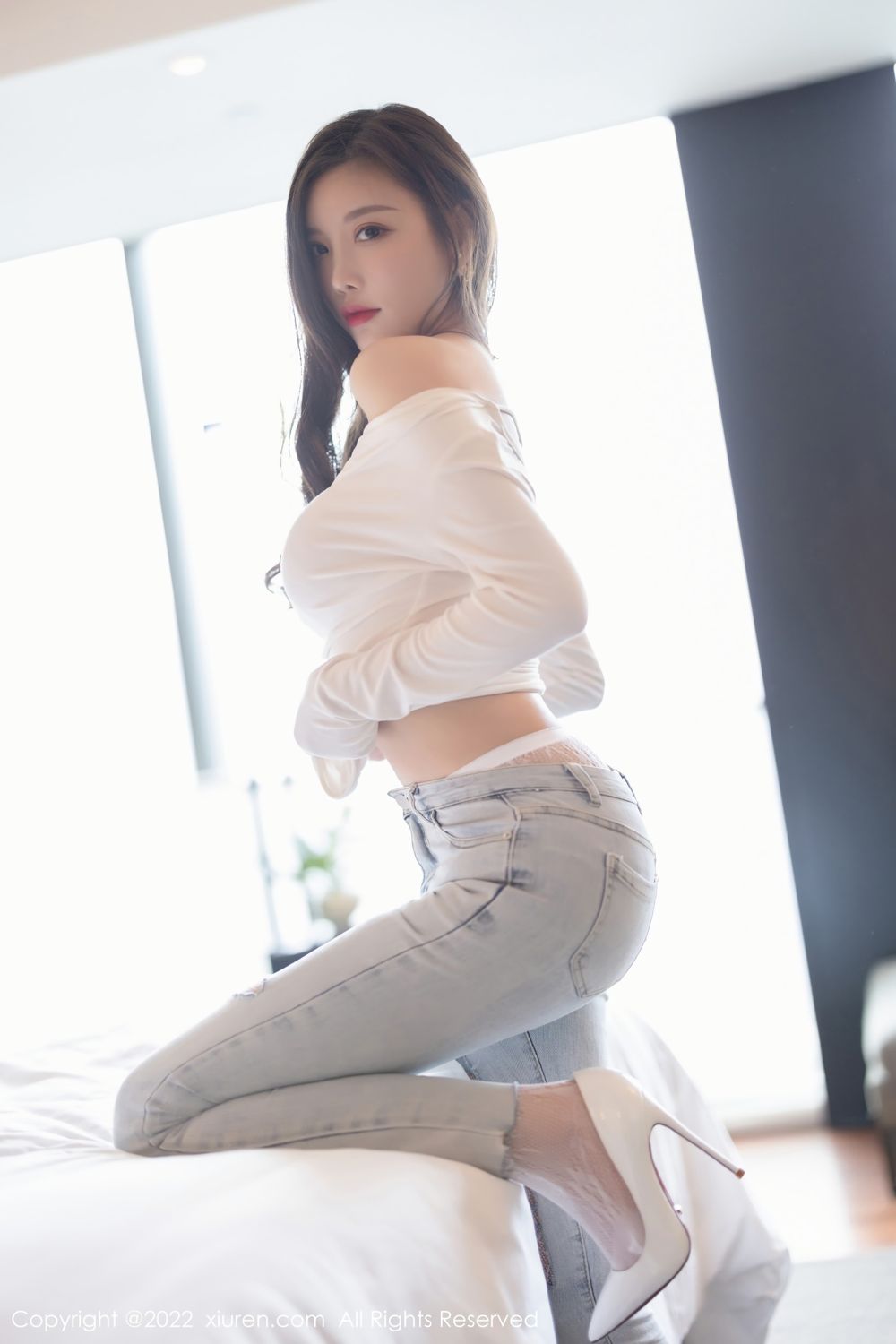 《秀人网 杨晨晨 内衣写真 No.4682》第14张，模特杨晨晨，秀人网，内衣主题，全套86张