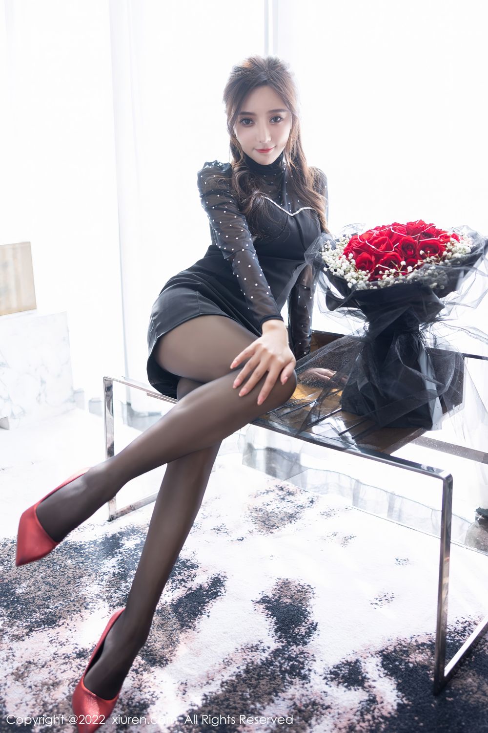 《秀人网 王馨瑶(Yanni) 黑丝写真 No.4574》第9张，模特王馨瑶(Yanni)，秀人网，黑丝主题，全套64张