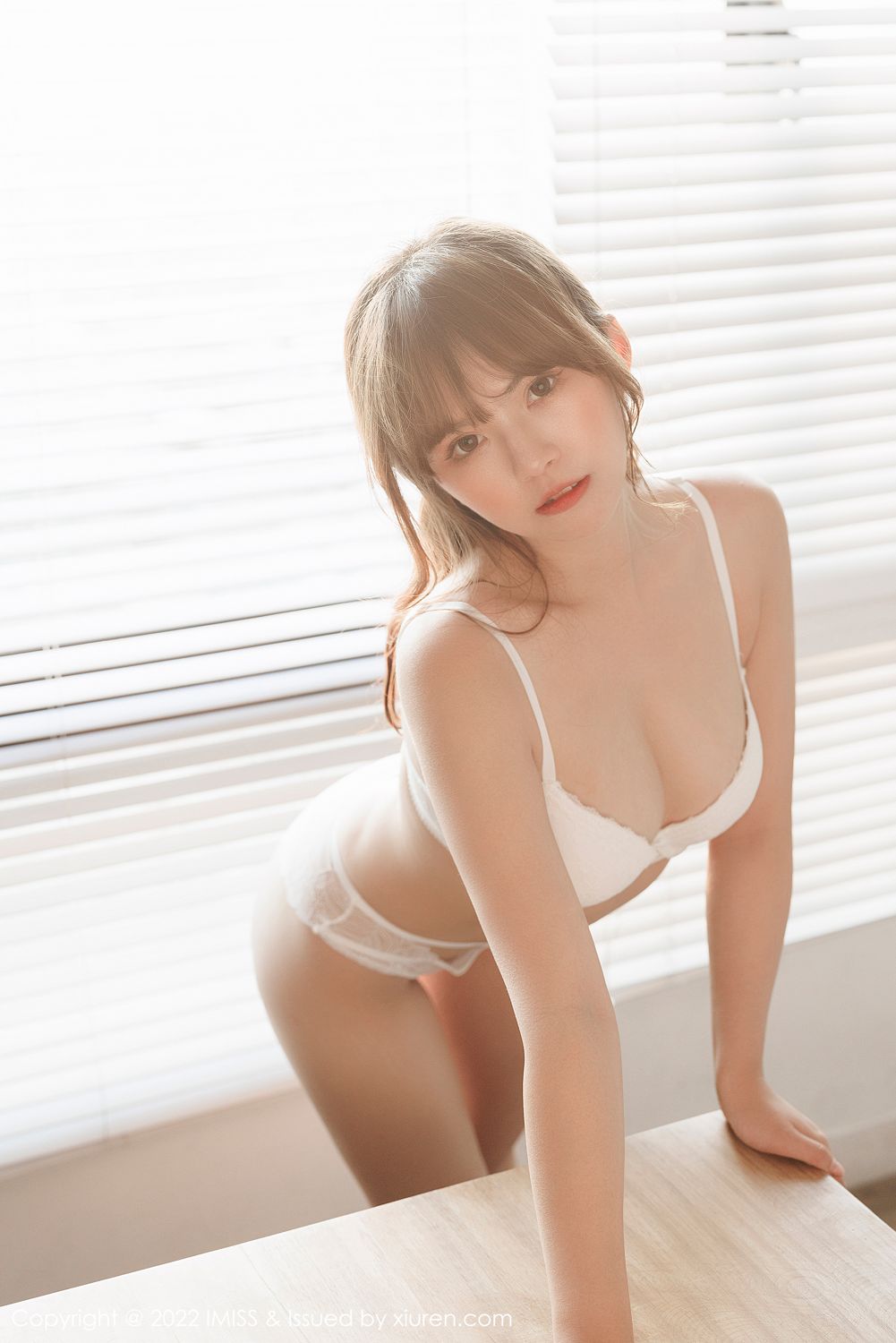 《爱蜜社 张思允 制服写真 VOL.653》第57张,模特张思允,爱蜜社,制服主题,全套67张