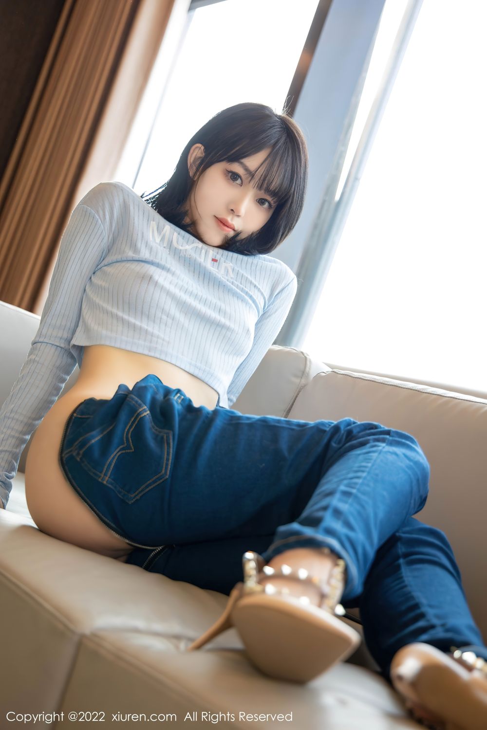 《秀人网 小奶瓶呜呜(Xiao Nai Ping Wu Wu) 性感写真 No.4584》第72张,模特小奶瓶呜呜(Xiao Nai Ping Wu Wu),秀人网,性感主题,全套94张