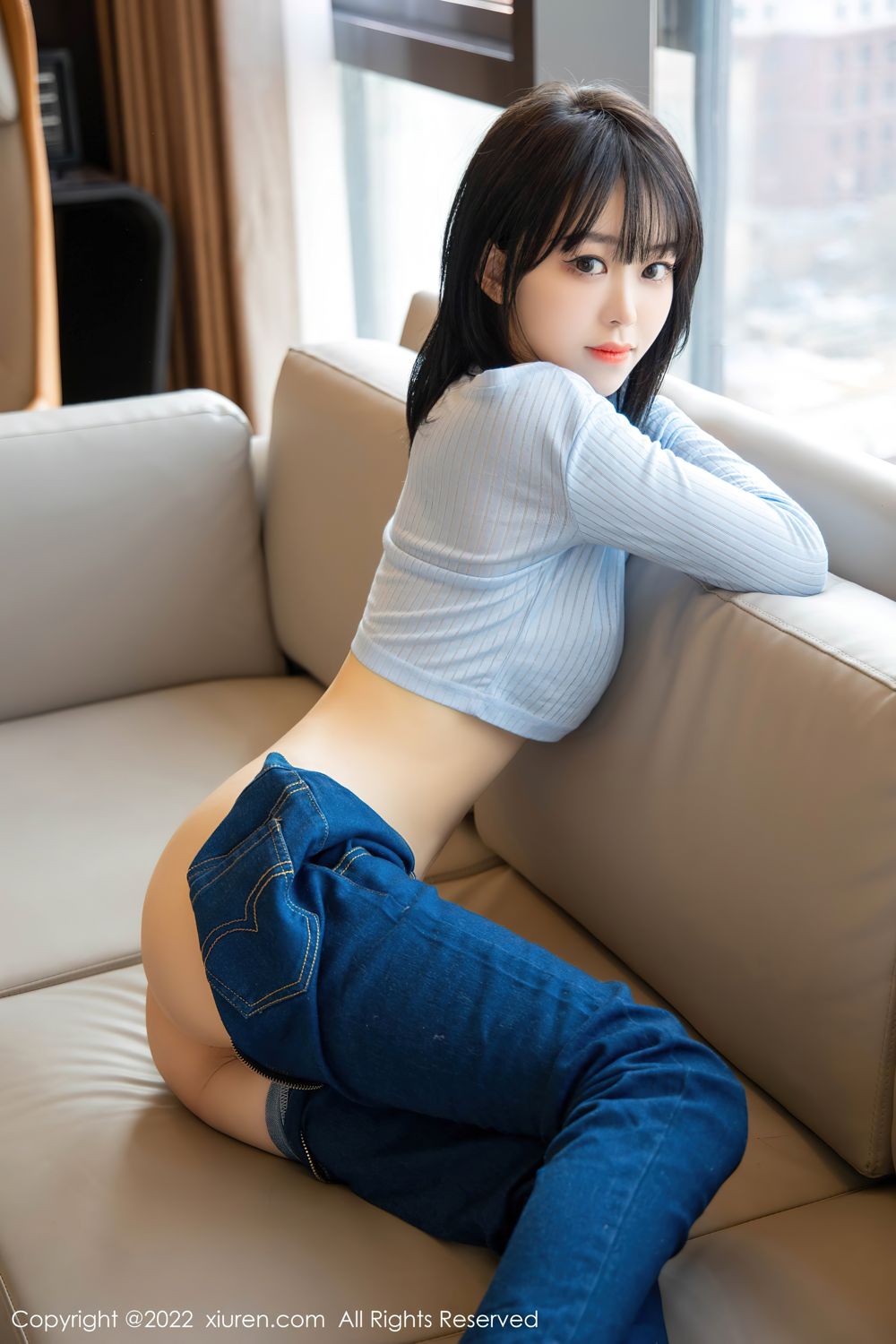 《秀人网 小奶瓶呜呜(Xiao Nai Ping Wu Wu) 性感写真 No.4584》第74张,模特小奶瓶呜呜(Xiao Nai Ping Wu Wu),秀人网,性感主题,全套94张