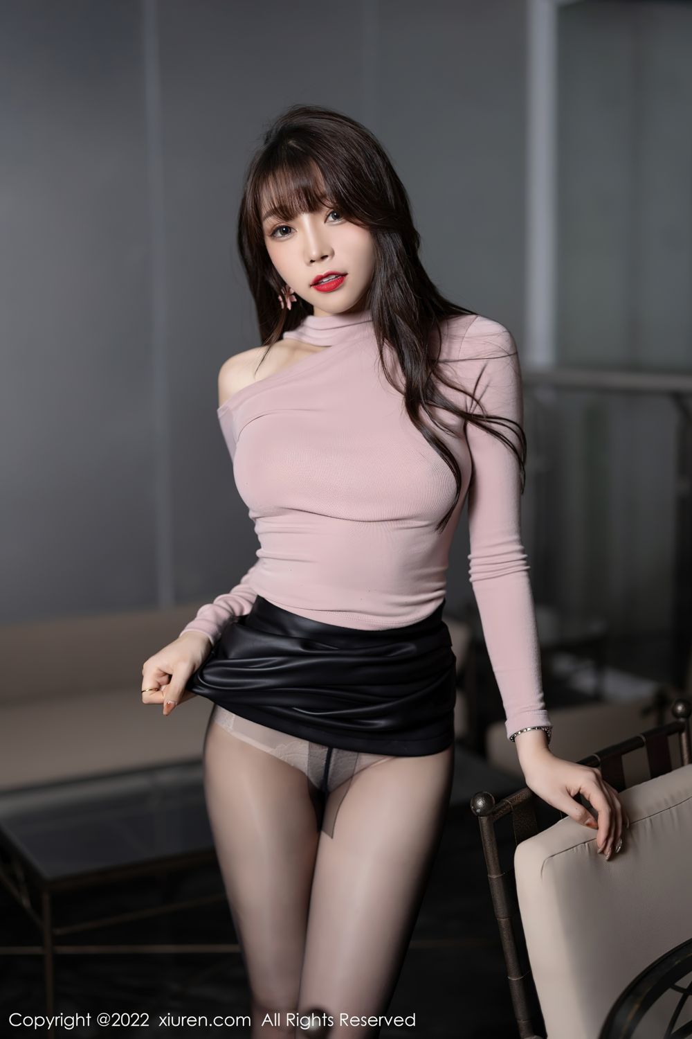 《秀人网 芝芝Booty 黑丝写真 No.4606》第56张,模特芝芝Booty,秀人网,黑丝主题,全套78张