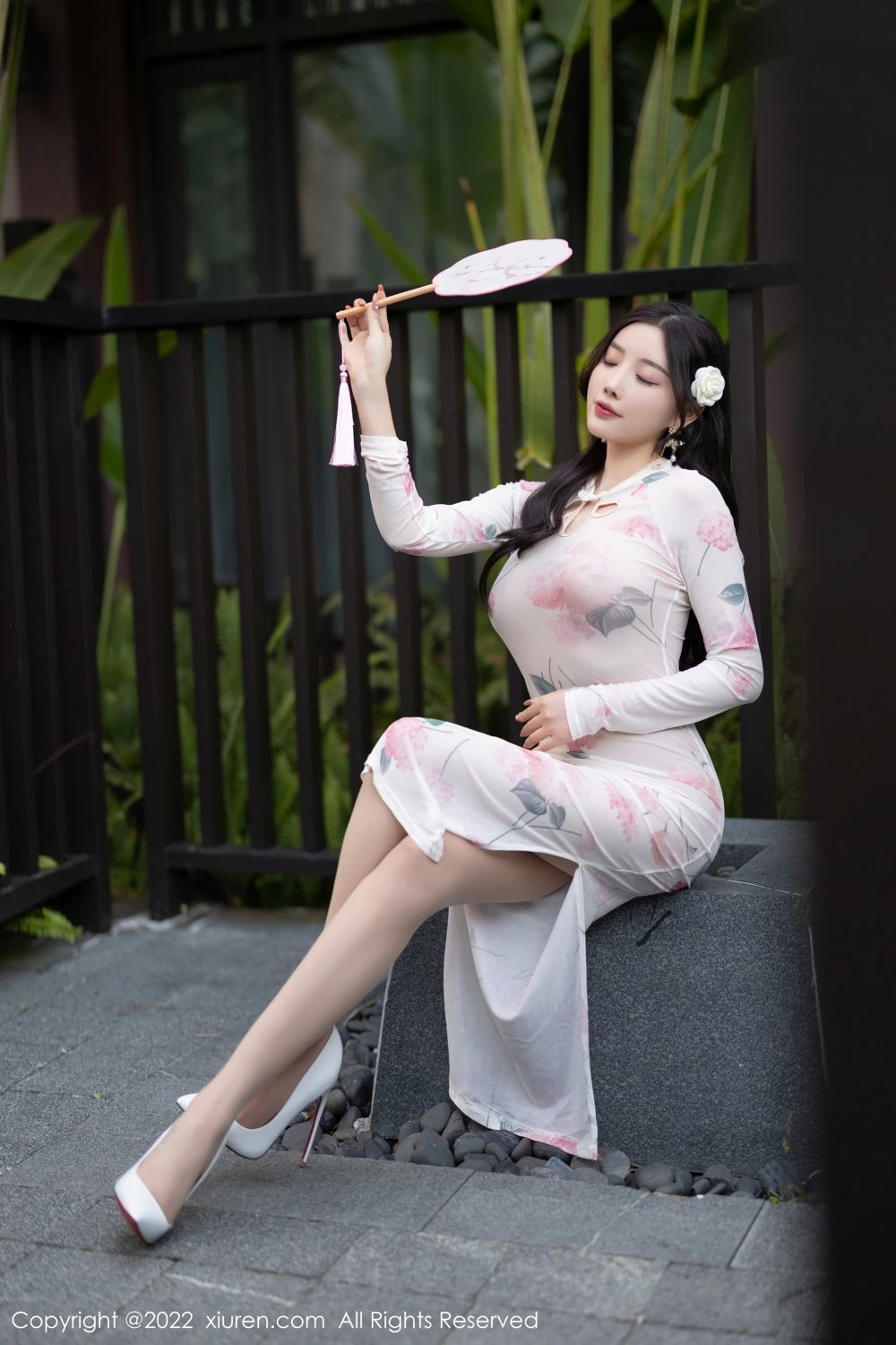 《秀人网 杨晨晨 旗袍写真 No.4800》第4张,模特杨晨晨,秀人网,旗袍主题,全套78张