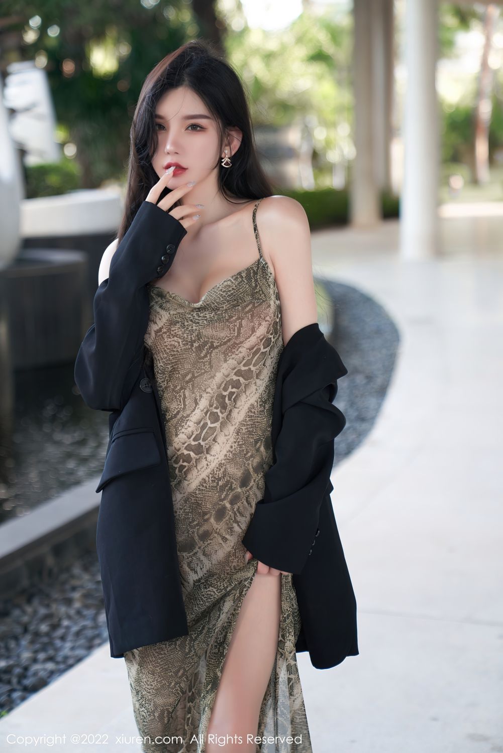 《秀人网 周于希dummy(Dummy Zhou) 性感写真 No.4676》第2张,模特周于希dummy(Dummy Zhou),秀人网,性感主题,全套52张