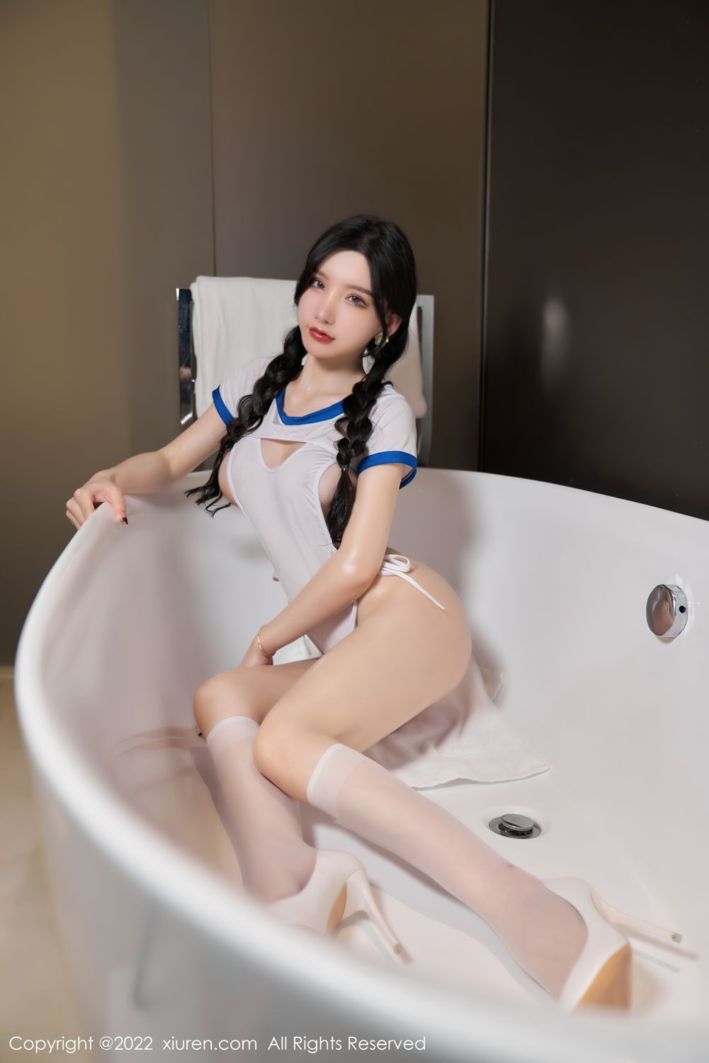 《秀人网 周于希dummy(Dummy Zhou) 性感写真 No.4764》第16张,模特周于希dummy(Dummy Zhou),秀人网,性感主题,全套72张