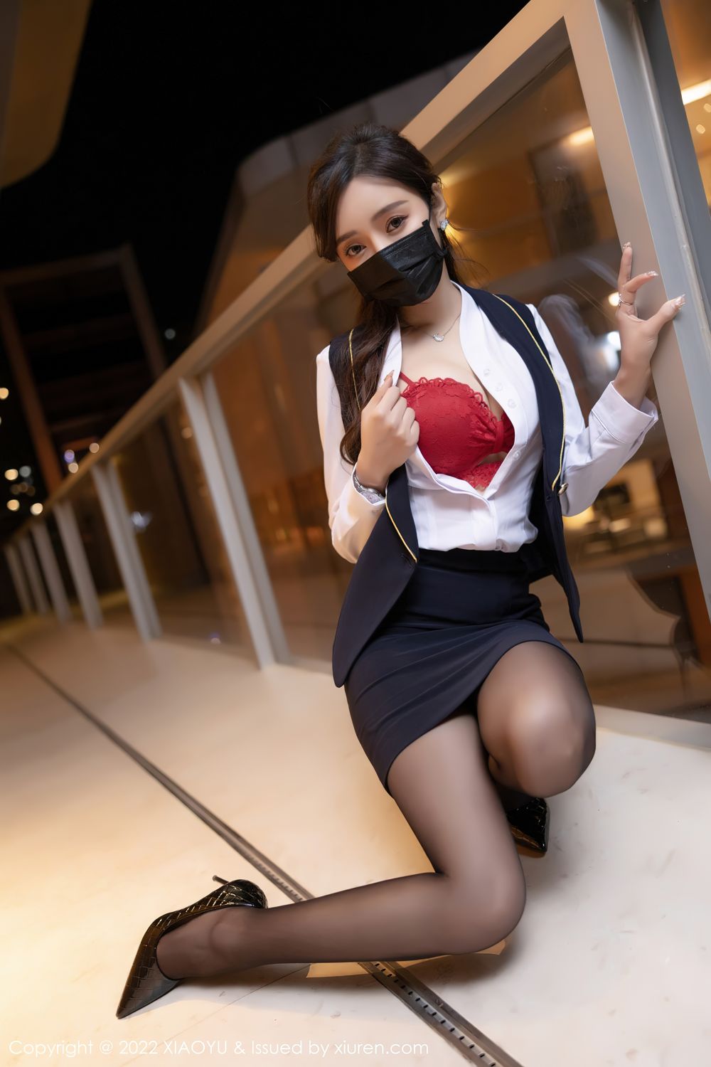 《语画界 王馨瑶(Yanni) 制服写真 VOL.743》第33张，模特王馨瑶(Yanni)，语画界，制服主题，全套75张