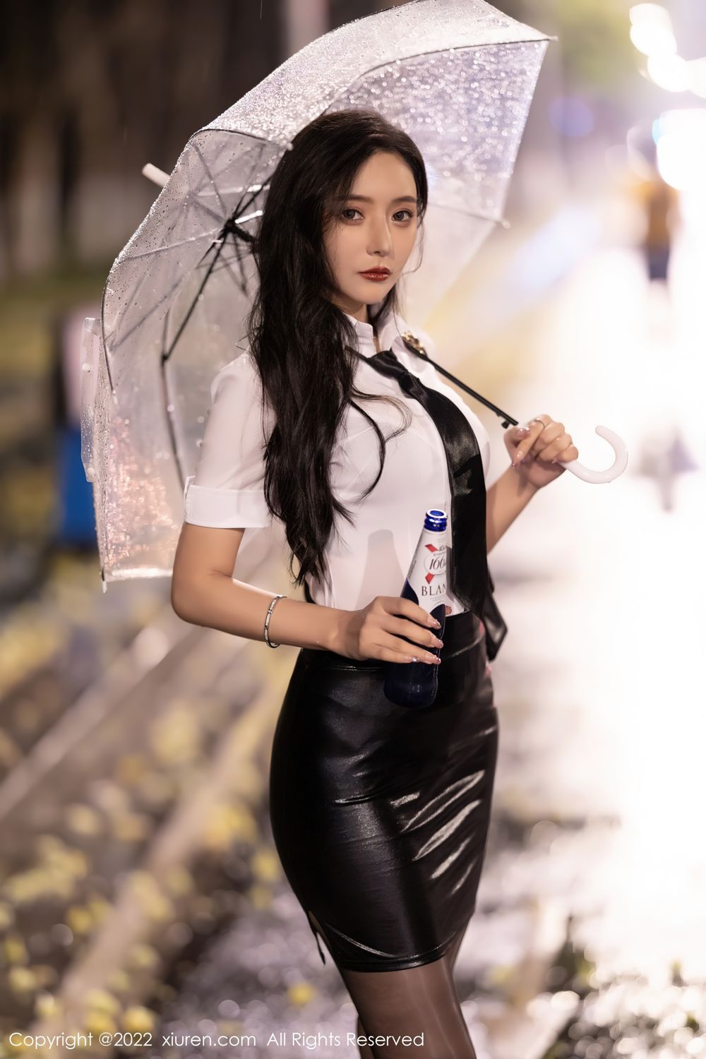 《秀人网 王馨瑶(Yanni) 黑丝写真 No.4879》第2张,模特王馨瑶(Yanni),秀人网,黑丝主题,全套77张