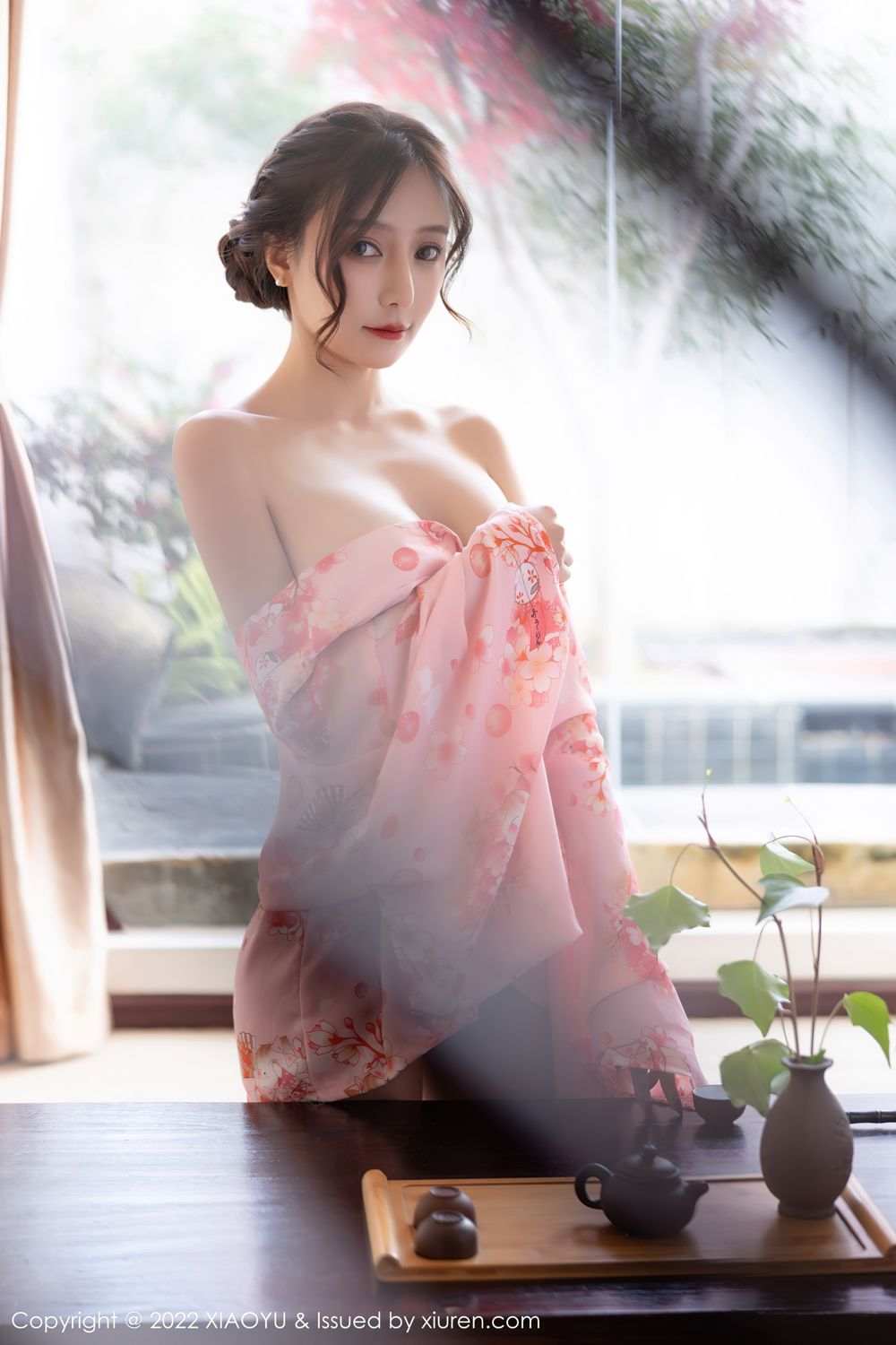 《秀人网 王馨瑶(Yanni) 湿身写真 No.4879》第49张，模特王馨瑶(Yanni)，秀人网，湿身主题，全套71张