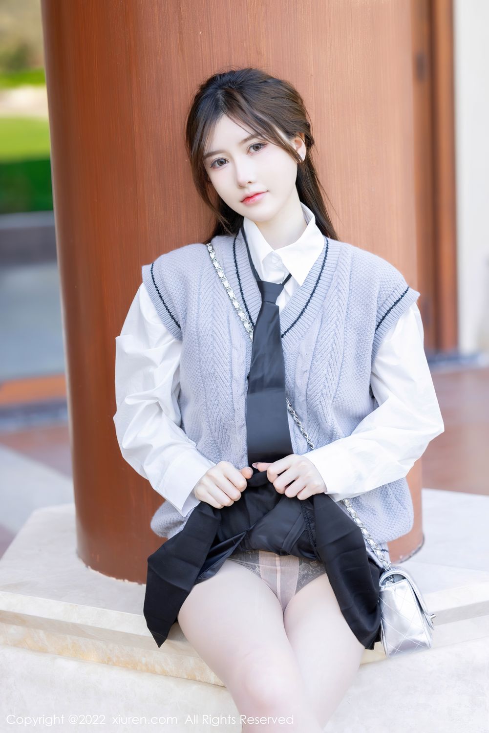 《秀人网 美桃酱(Mei Tao Jiang) 黑丝写真 No.4896》第28张,模特美桃酱(Mei Tao Jiang),秀人网,黑丝主题,全套52张
