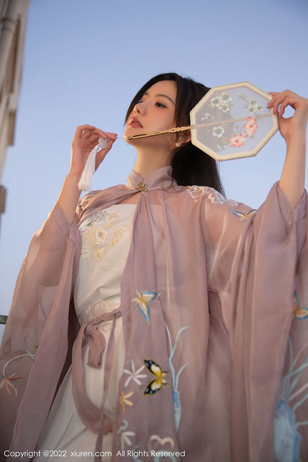 《秀人网 小九月(Xiao Jiu Yue) 性感写真 No.4945》第51张，模特小九月(Xiao Jiu Yue)，秀人网，性感主题，全套55张