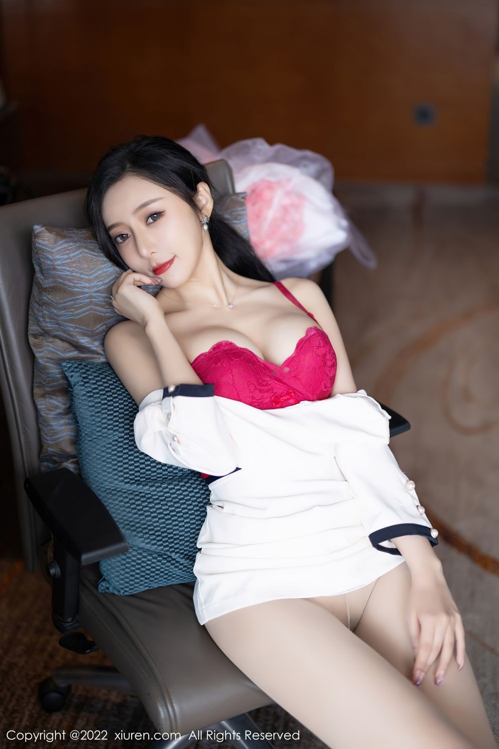 《秀人网 王馨瑶(Yanni) 内衣写真 No.4963》第51张,模特王馨瑶(Yanni),秀人网,内衣主题,全套71张