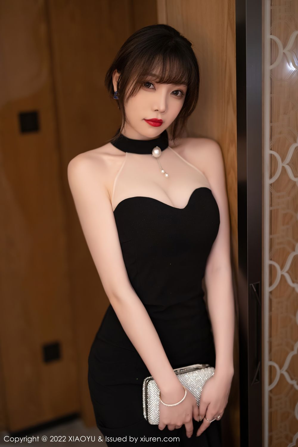 《语画界 芝芝Booty 制服写真 VOL.765》第11张，模特芝芝Booty，语画界，制服主题，全套82张