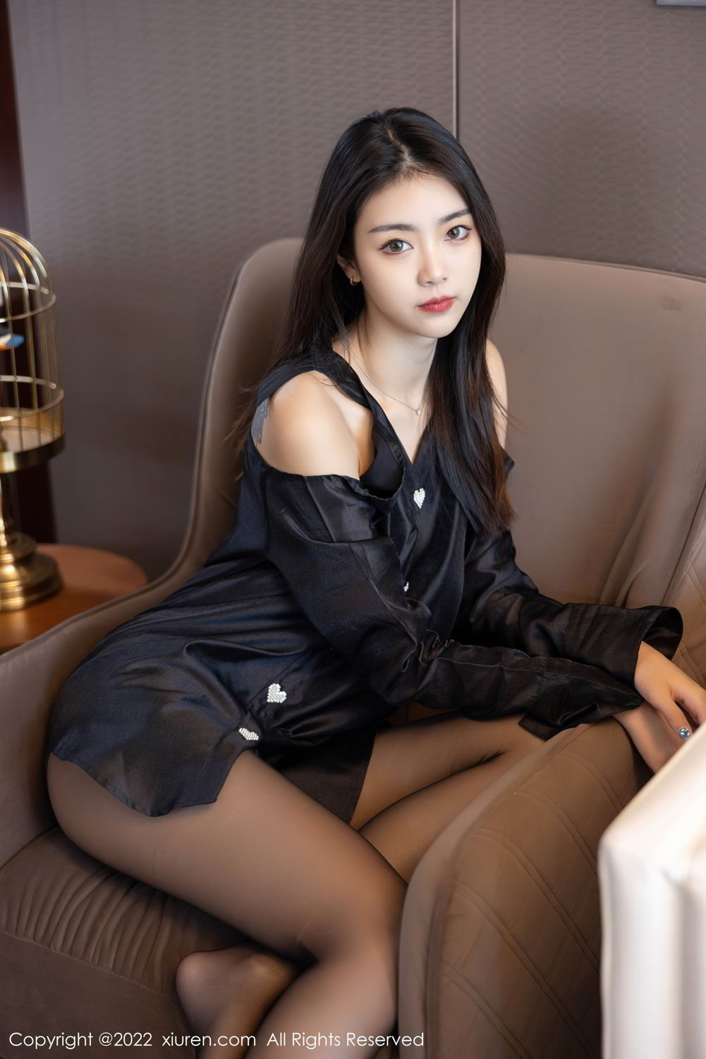 《秀人网 可乐Vicky 黑丝写真 No.4940》第32张,模特可乐Vicky,秀人网,黑丝主题,全套51张