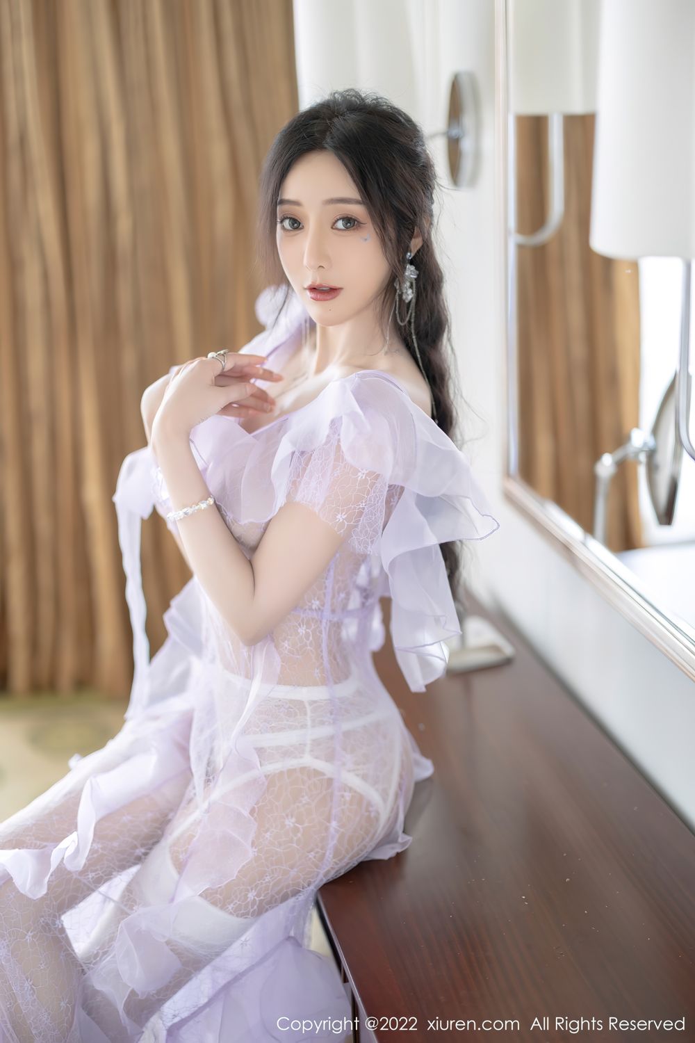《秀人网 王馨瑶(Yanni) 气质写真 No.4949》第28张,模特王馨瑶(Yanni),秀人网,气质主题,全套100张