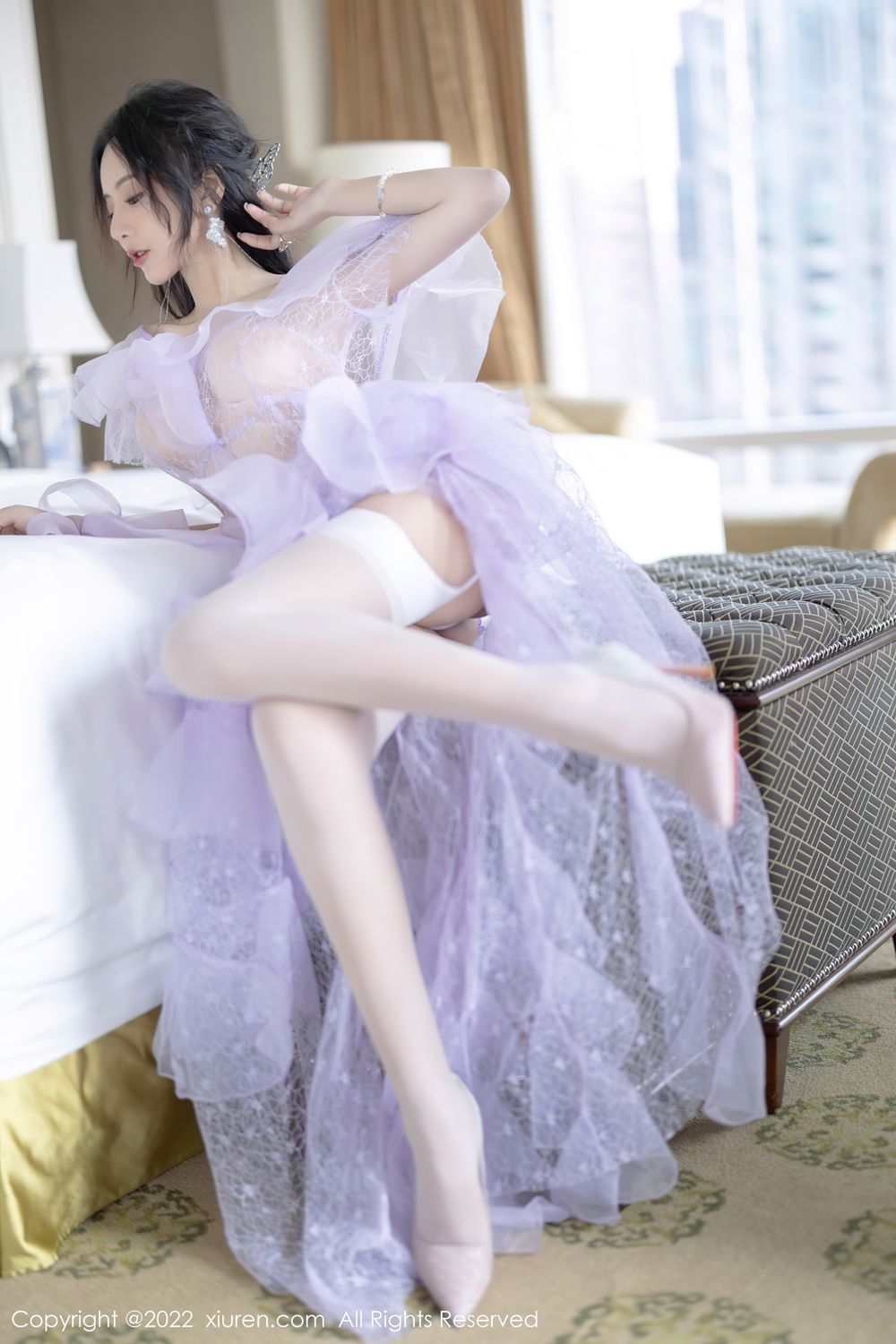 《秀人网 王馨瑶(Yanni) 气质写真 No.4949》第64张，模特王馨瑶(Yanni)，秀人网，气质主题，全套100张