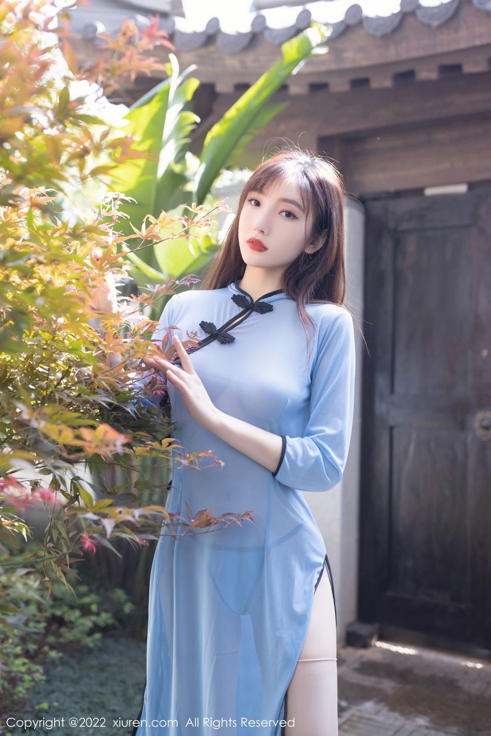 《秀人网 陆萱萱(Lu Xuan Xuan) 旗袍写真 No.5126》第11张，模特陆萱萱(Lu Xuan Xuan)，秀人网，旗袍主题，全套80张