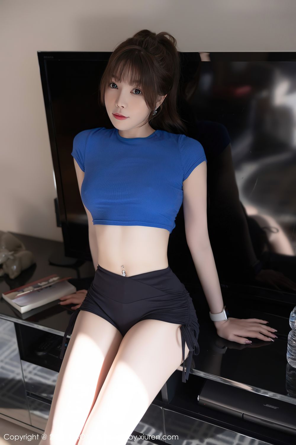 《语画界 芝芝Booty 制服写真 VOL.792》第29张,模特芝芝Booty,语画界,制服主题,全套100张